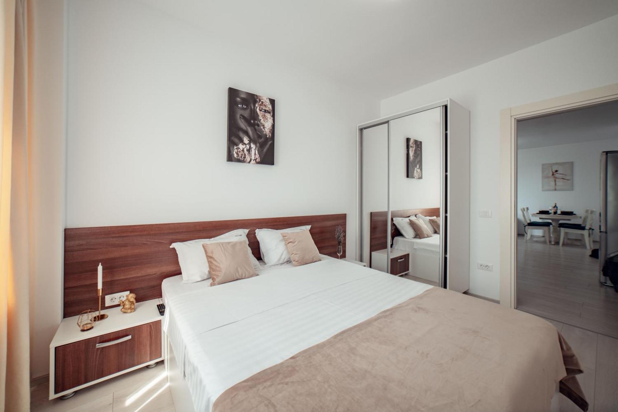 Cozy Apartments At Q Residence - Palas Mall Yaş Dış mekan fotoğraf